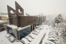 경기과학고등학교. GSHS. GYEONGGI SCIENCE HIGH SCHOOL.에 있는 Lee Je Sik 이제식 Sesilart님의 핀