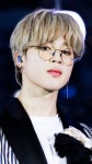 Pin de 지미네 (주) 공원 em саааахраненки) | Bts, Mochi, Meninos bts