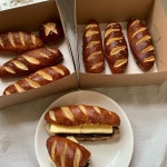 Korean Style Dessert 🍞 on Instagram: 앙버터빵🥖🥨🧈🤍✨ . 1 5 0 ฿ / 1 ชิ้น... 
