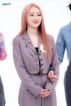Pin page sua 수아 / dreamcatcher | Dream catcher, Fashion, Womens blazer
