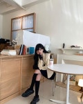 도복순 on Instagram: “#브리지데이 진짜 봄인가 봐.. 머선129” | 여성 패션