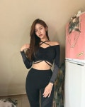 Pin page #레스피라 에서 이번주 #금요일 부터 다음주 14일까지 블랙프라이데이행사를 진행하게 되어 제가 입은 이 옷까지 #운동복... 