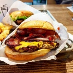 Instagram의 #먹스타그램. #페북사진공유❌❌님: “#쉑쉑버거#쉑버거#스모크쉑#치즈프라이#바닐라쉐이크 . #먹스타그램#맛스타그램... 