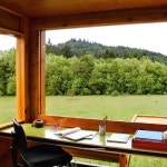 A writers retreat. Love the view of the forest. | 인테리어