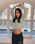 Chailee Son 손채리 on Instagram: “벌스는중에 애교를...” | Crop tops, Fashion, Women