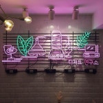 U.hey 💅🏻🐾🎶🎬📚🚘💖 on Instagram: “#길치인증 - - #홍대 #디저트연구소 #핑크핑크해💕#복숭아케이크 #🍑#홍대카페... 