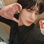 ☆ Pin by 렌영 | renyoung﹗ 🫧 on ˚₊‧꒰ა 티엑스티 txt ໒꒱ ‧₊˚ | Txt, Save, Terry