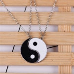 2Pcs 음과 양 태극권 목걸이 레트로 Bagua 펜던트 절묘한 패션 쥬얼리 액세서리 친구 커플 우정 생일 선물