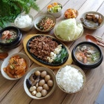 Pin page Instagram 上的 김여사밥상 / 집밥 /한식：「 🏡🍚 🍲저녁밥 . 애들은 바빠 남편이랑 오붓하게 둘이서~~ 남편감기가 끄트머리에있어... 