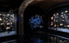 후아 도스 코레이도스 고고학센터 후아 도스 코레이도스 고고학센터 | ATELIER BRÜCKNER | Exhibition design, Design museum... 