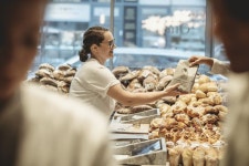 Öfferl Bakery — Studio Riebenbauer - 2021 | 베이커리