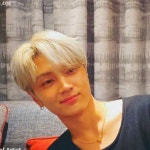 Jayyy Pin af 𝒎𝒂𝒓𝒊𝒂 🌱🐚 på # 제이아 (•ө•)♡🐈‍⬛