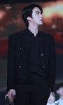 eluceo himes on Twitter: 191225 #BTS #방탄소년단진 #방탄진 #JIN #진 #석진 #SEOKJIN #김석진 @BTS_twt 2020 S/S 파리 오뜨꾸뛰르... 