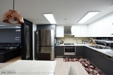 모던한 주방/현관 인테리어-파주 책향기마을 동문굿모닝힐10단지 32평 아파트 인테리어 리모델링(이미지 포함) | 리모델링