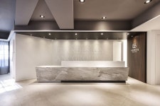 플랜디자인 Pin by Zj on 前台 | Hotel lobby design, Lobby interior design, Office interior design