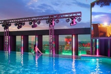 제주 연동 루프탑 수영장 호텔 볼튼호텔 📌 숙소의... net 💃 모델 : 서세리 #올샷포토 #제주볼튼호텔... 