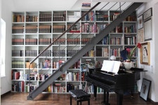 자꾸만 손과 눈이 가는 책장 아이디어 | 호미파이 & homify Stylish and Efficient Bookshelf Ideas