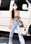 Pin page 플래시24- > 연예/스포츠 > 여자아이들 미연 출근길 패션 | 케이팝 패션, 패션 스타일, 여자 패션
