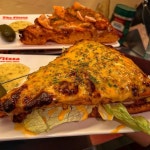 Pin page 먹리니٩( ᐛ )و on Instagram: “👉🏻👉🏻속초 술빵 뺨치는 퐁신한 술빵피자  #상수 #더핏짜 🍕  두툼한 빵위에 냅다 얹어버린... 