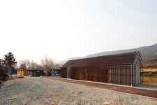 modern Houses by (주)오우재건축사사무소 OUJAE Architects | Sommerhus