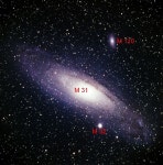 La galaxia elíptica M32 (también conocida como Objeto Messier 32, Messier 32 o NGC 221) es una galaxia elíptica enana de la... 