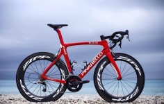 Road bicycle by 은석 박 on 로드 | Road bikes, Bicycle bike