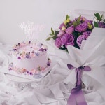 #크림필즈케이크 #크림필즈플… | Beautiful birthday cakes, Flower cake, Cupcake birthday party
