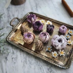 이도 가을소풍가고 나는 마실 나오고 #cakes#flowercakes#flowers #beanpasteflower #buttercreamflowercake #Koreanflowercakes... 