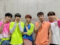 월요일엔 못된 송아지 엉덩이에 뿔🐮 https://t.co... 월요일엔 못된 송아지 엉덩이에 뿔🐮 https://t.co/L40qQMwHn6」 / X... 