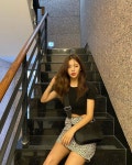 (째까니) 현 제 🦋 on Instagram: “연속촬영 힘들다아͢... 