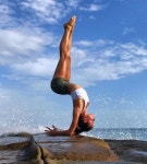 on Instagram: “Incredible inversion practice  @adellbridgesyoga & @al… | 요가 피트니스, 요가, 피트니스