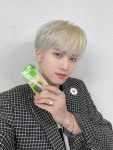 𝑃𝑒𝑛𝑡𝑎𝑔𝑜𝑛 • 펜타곤 | アイドル