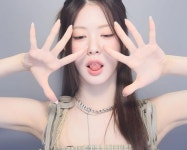 ifeye (이프아이), Rahee.