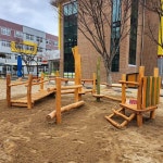 Pin page 이지데코 on Instagram: 오르기 건너기 놀이 기구, 영천 포은 초등학교 아까시 복합 오르기와 종합 건너기! https://m.blog.... 