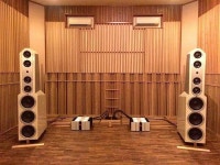 Audiophile heaven에 있는 핀