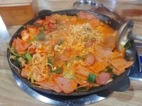 부평 시장 맛집 솔밭정 부대찌개와 볶음밥