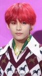 Tejal님이 Taehyung에 올린 지민 이미지 | 콘서트, 아기들