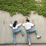 ♂️지현이가 개발한 포즈#드론촬… | Korean couple photoshoot, Couples, Korean couple ถูกใจ 9,665 คน... 