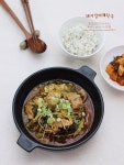뼈다귀해장국 바이바이~, 난 고깃살 두툼한 돼지갈비해장국이다!!^^ | 식품 아이디어, 요리, 음식