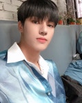 ATEEZ(에이티즈) on Instagram: “[📷] DAILY ATEEZ . 나를 감싸줘 My Aurora🎶 AURORA 뮤비 촬영 현장에서의 에이티즈🥰... 
