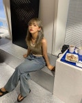 마니마켓 (ManiMarket) | 인경 on Instagram: “마켓은 8/19-21까지 진행해요♥ 마켓상품은 계속 업로드될 예정이니깐 마니마니 지켜봐주떼요” | Fashion...