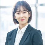 블랙독 서현진