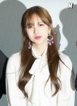 Pin page Pin on 계단 | Kpop girls, Girl, Kpop