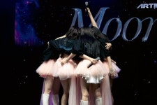 240721 ARTMS 아르테미스 Pin on Kpop pictures