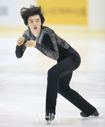Pin page 차준환 junhwan cha | Skaters, Prince, Ice