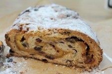 Stollen - BakingQueen74.co.uk | German christmas food, Christmas food, Stollen recipe