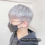 염.천 겨울쌤의 컬러레시피 🌈🌌. . . #백모 #백발 #탈색#염색 #염색추천 ❣️ . . . 두달전 셀프염ᄉ… | 탈색, 머리, 헤어스타일