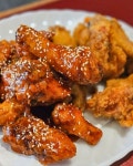 🍗 평화시장 똥집 골목에서 많은 사람들의 애정과 무수한... 종이박스에 노란 고무줄 튕겨서 아버지가 사 오시던 옛날식 바이브 통닭... 