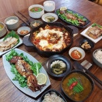 직접 미꾸라지 갈아서 추어탕도 끓여드리고 싶었으나 인생식탁 추어탕으로 제 마음 대신했고요~ 엄마 좋아하는 해물밥상에~…” 24년차... 