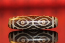 용린(龍麟) 龍眼天珠 용안천주 900224036-200 : 티벳천주2000 | 소장